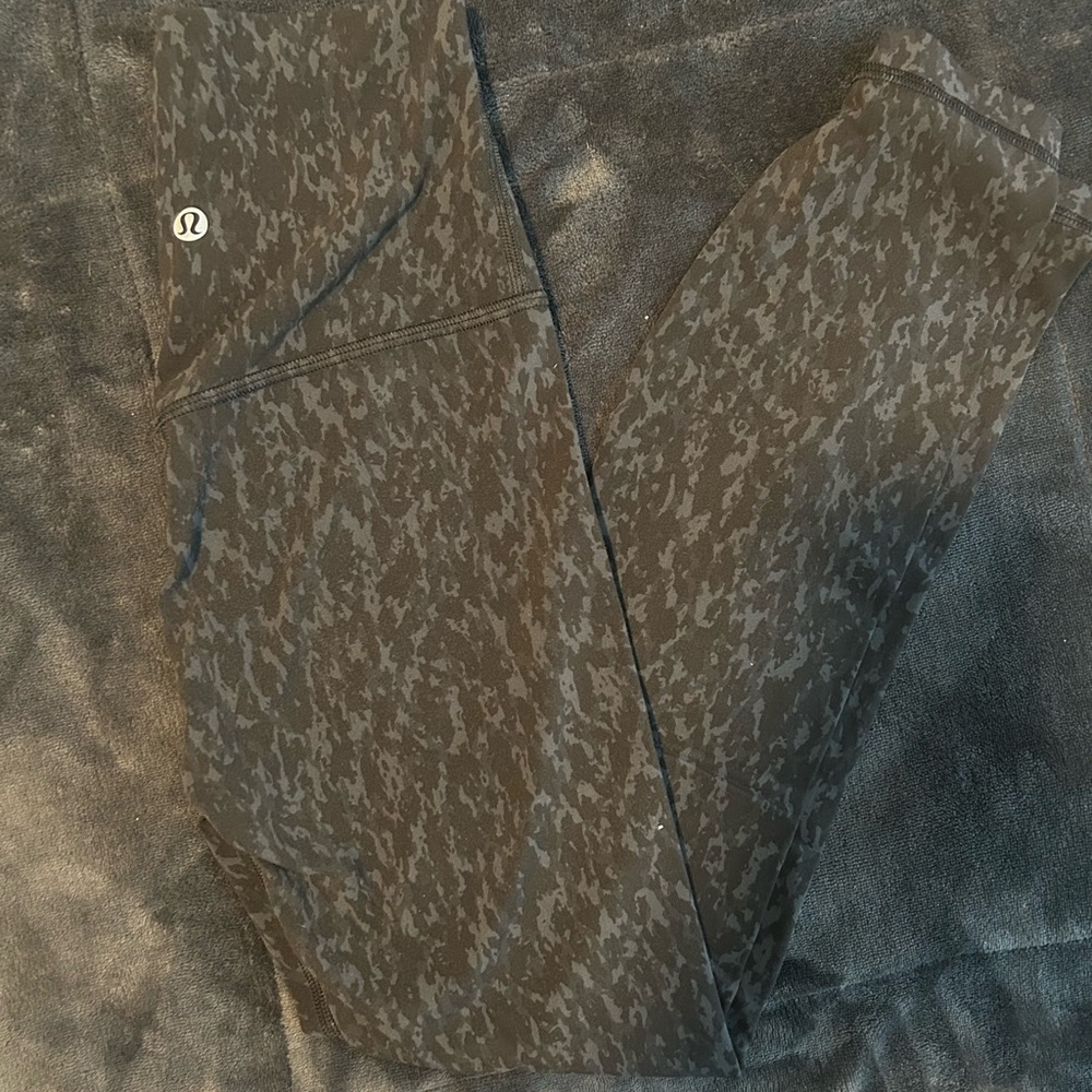 Lululemon leggings 25 inch